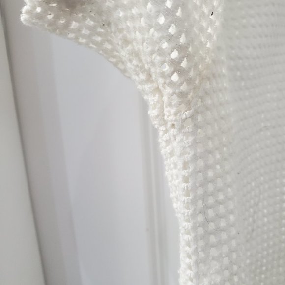 Aritzia white mesh T shirt. - Picture 5 of 6